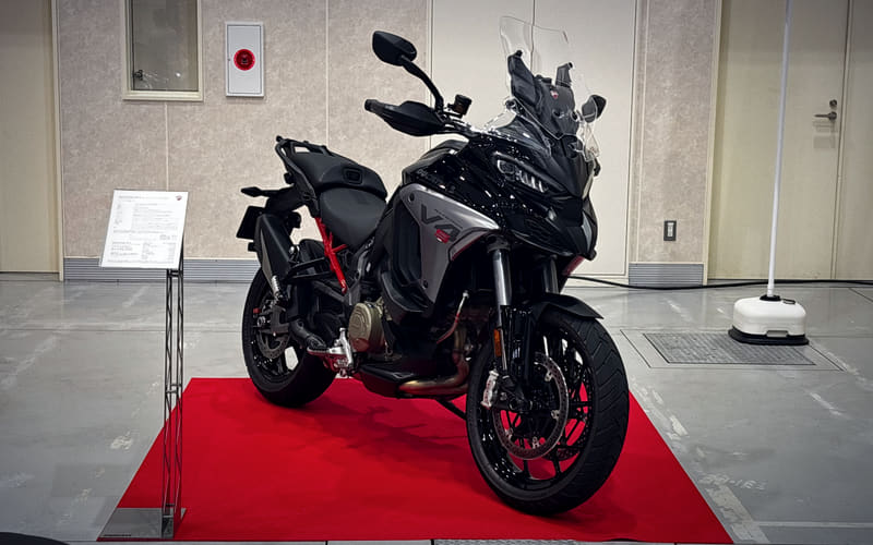 Sport Touring
